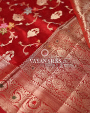 Load image into Gallery viewer, Red Pure Dupion Katan Silk Saree