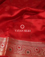 Load image into Gallery viewer, Red Pure Dupion Katan Silk Saree
