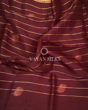 Load image into Gallery viewer, Purple Pure Kora  Banarasi Silk Saree