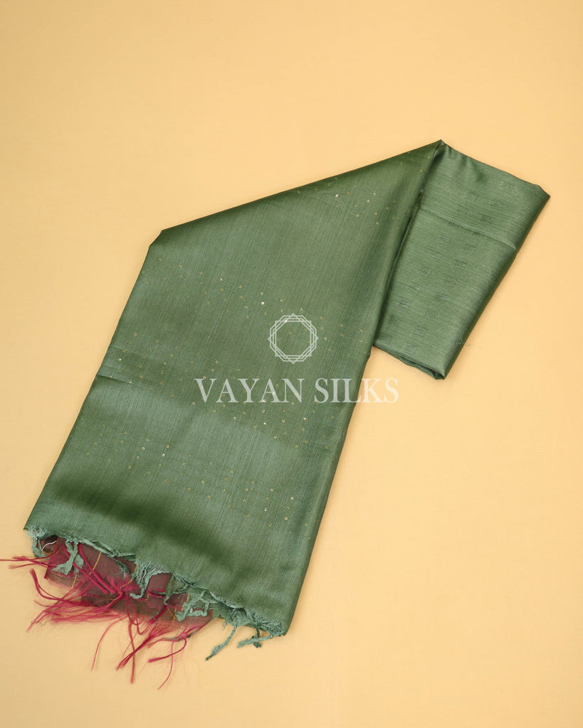 Green Handwoven Pure Tussar Silk Saree