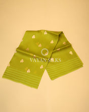 Load image into Gallery viewer, Parrot Green Pure Kora  Banarasi Silk Saree
