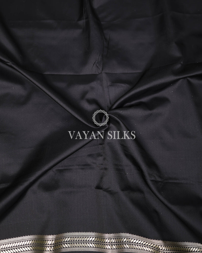 Black Banarasi Mashru Silk Saree