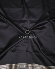 Load image into Gallery viewer, Black Banarasi Mashru Silk Saree
