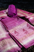 Load image into Gallery viewer, Purple Printed Silk Suit Set