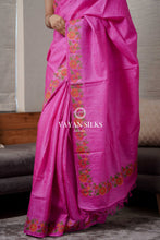 Load image into Gallery viewer, Nazaakat - Bubblegum Pink Saree with Thread Embroidery
