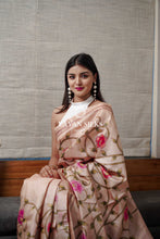 Load image into Gallery viewer, Salmon Pink Hand painted Tussar Saree